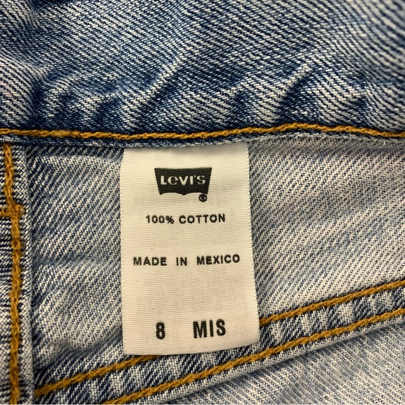 Vintage Levis Strauss Mom Shorts Size 8 Heavy Cotton ( waist 30” ). Flaw - Picture 6 of 13